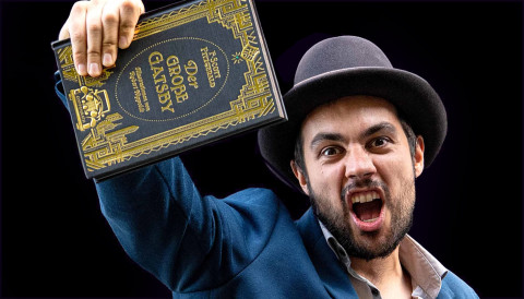 Der Schauspieler Ari Nadkarni