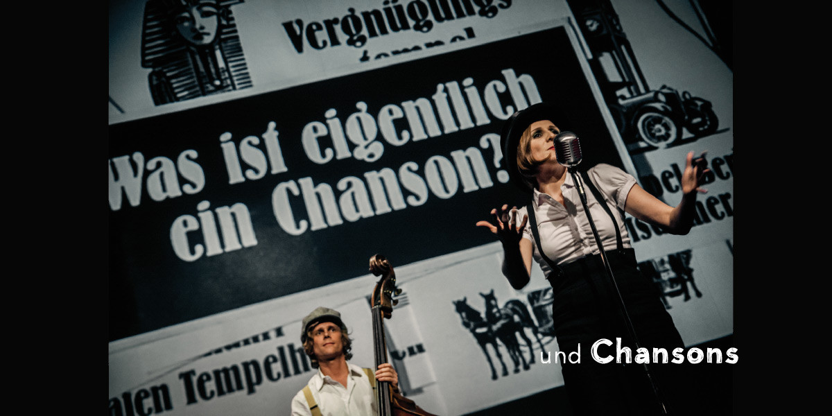 Lotta Stein singt, Christoph Kopp spielt Kontrabass